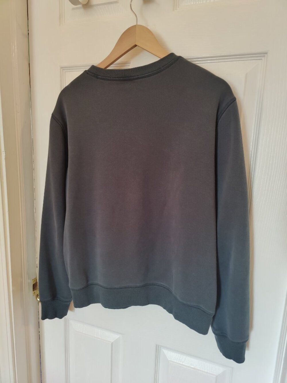 Eddie Bauer - Reversible Crew Neck Sweatshirt - M - Picture 2 of 4